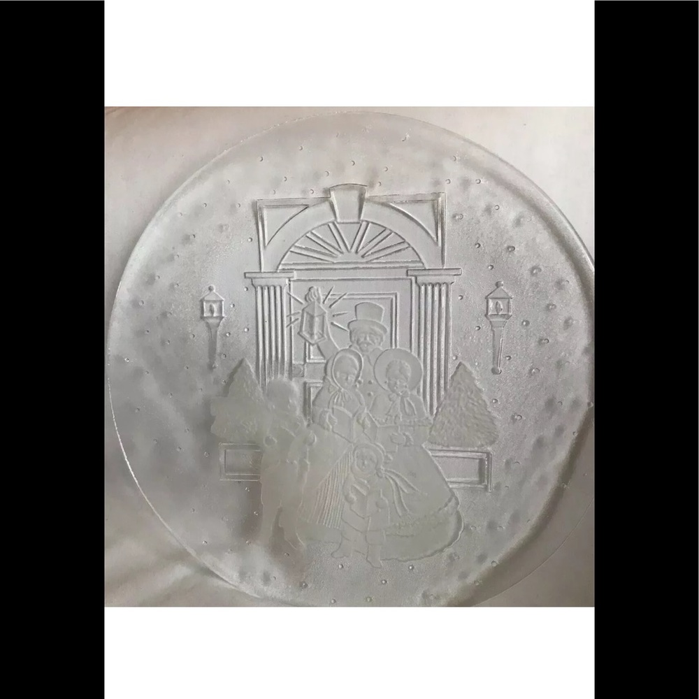 Vintage Christmas Plate Smith Glass Carolers New